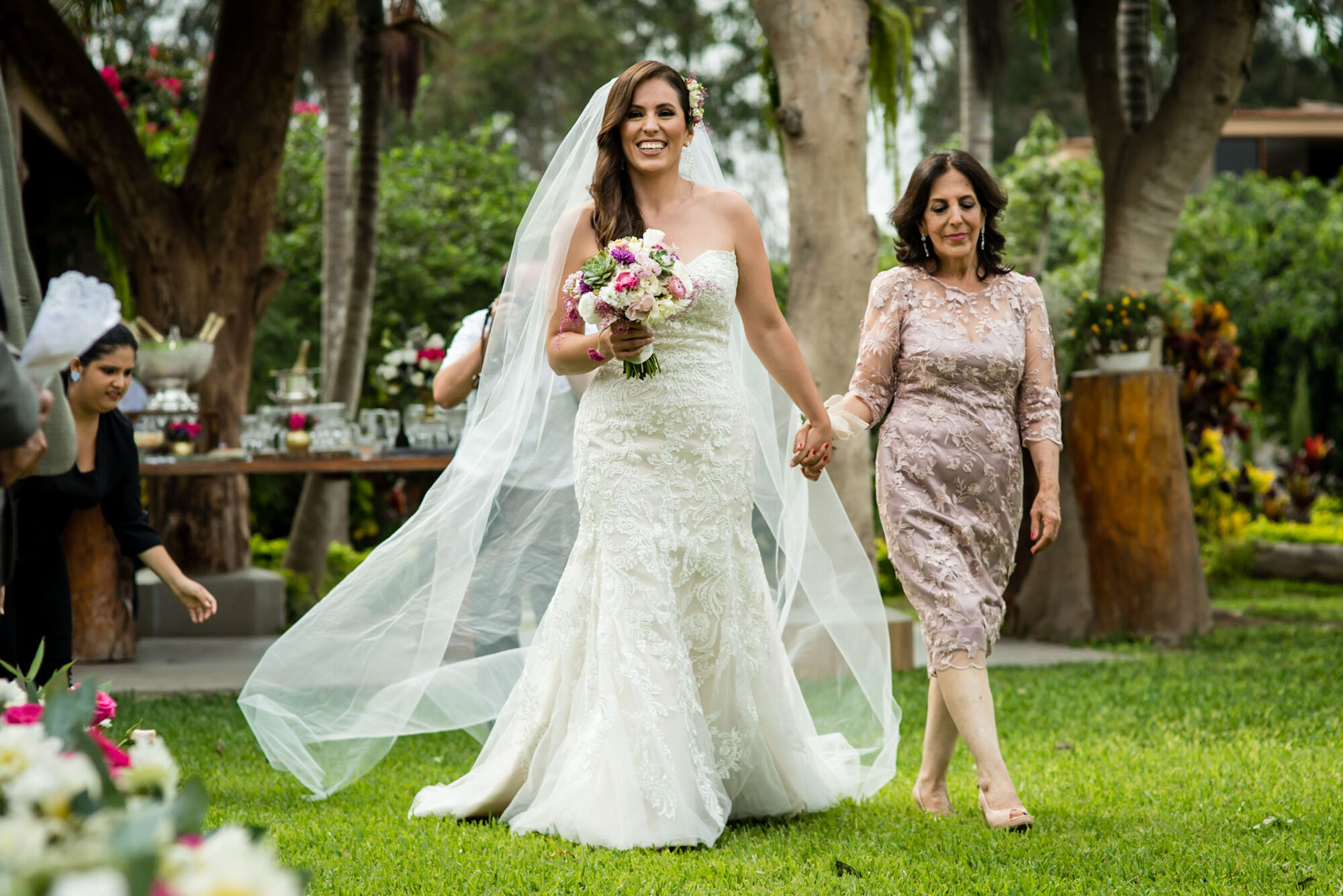 Karina y Carlos — Lucia and Fer