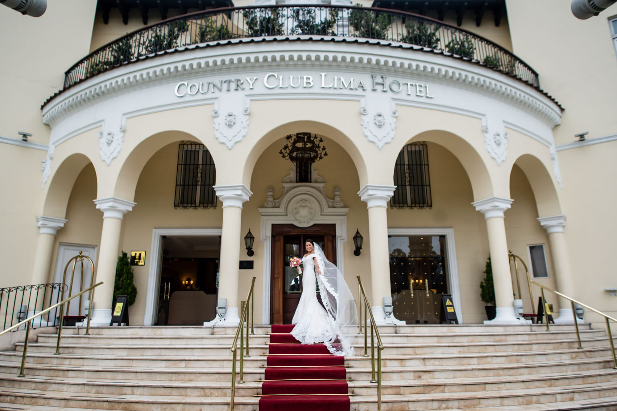 Mari y Chris — Lucia and Fer