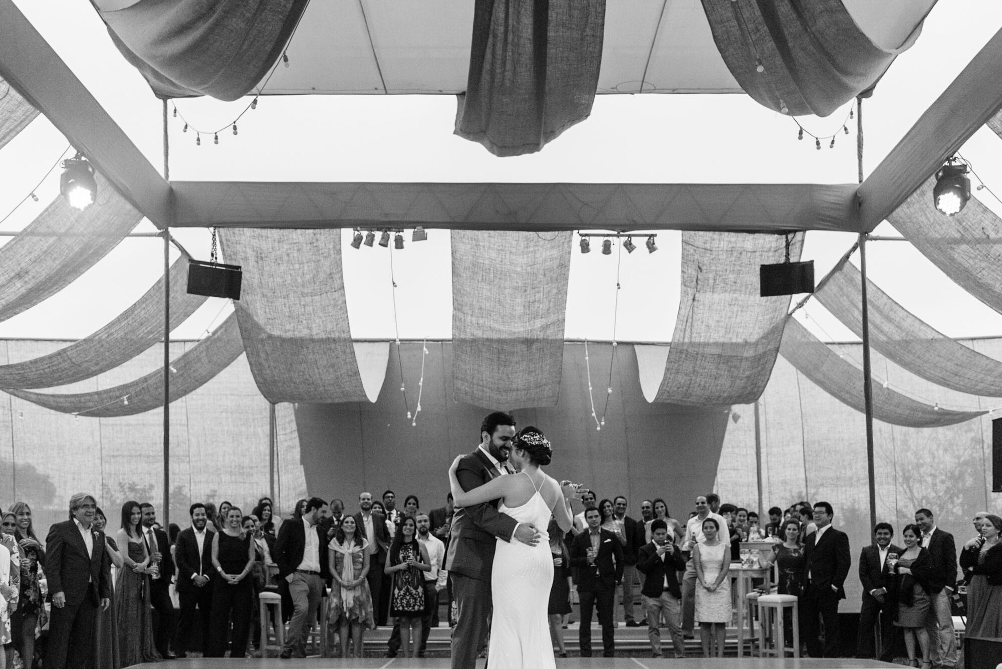 Pia y Julio — Lucia and Fer
