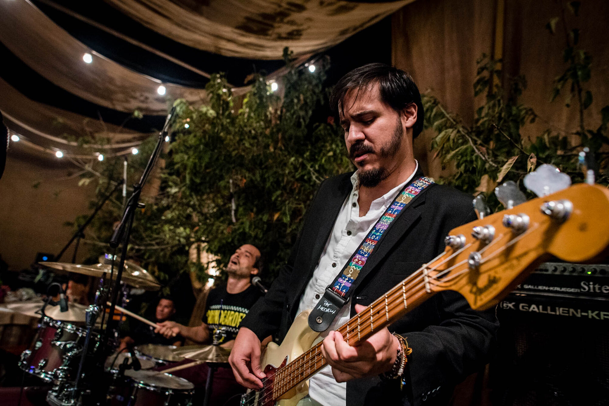 Pia y Julio — Lucia and Fer